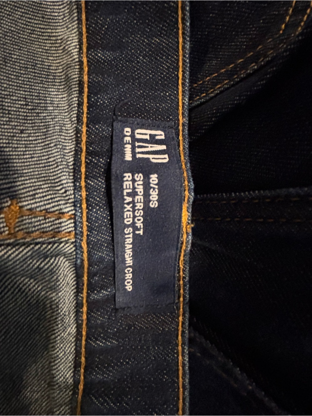 GAP woman’s Dark Blue Jeans super soft relaxed straight cropped - Picture 3 of 3
